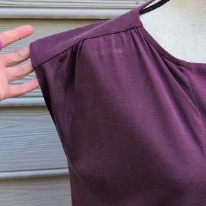 Loft Slitneck Sleeveless Top | Loft Loose fit Sleeveless Shirt thumbnail 3