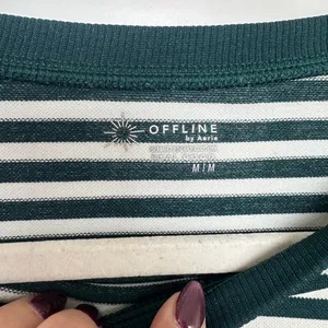 OFFLINE by Aerie Women's Green And White Striped Seamless Cropped T-Shirt Size M thumbnail 3