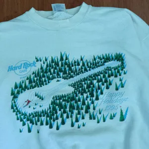 Vintage 90s Hard Rock Cafe Holiday Ski Sweatshirt thumbnail 6