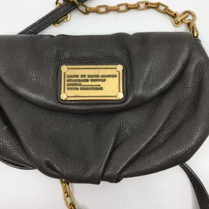 Marc by Marc Jacobs Pre-loved Gray Leather handbag thumbnail 2