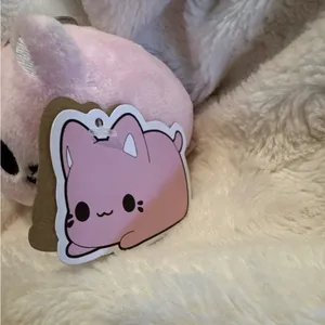 Aurora Mini Strawberry Meowchi Clip-On Tasty Peach Enchanting Stuffed Animal thumbnail 3