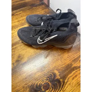 Nike Black Vapor Max‎ Sneakers Size 7.5 thumbnail 2