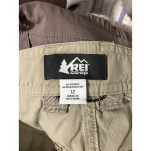 REI Co op Shorts Women’s 12 Beige Performance Nylon Stretch Blend Cargo Hike Tan thumbnail 4