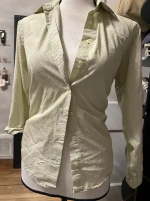 Lands' End Button-Up Women’s Shirt thumbnail 1