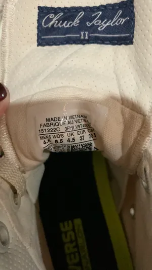 Chuck Taylor All Star High Tops thumbnail 6