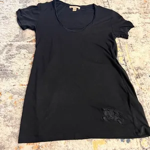 BURBERRY BRIT Black Short Sleeve T-shirt Embroidered Logo Size‎ XS thumbnail 1