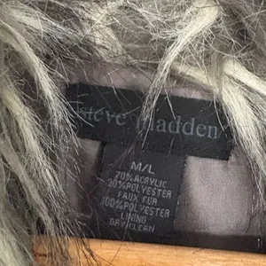 Steve‎ Madden Tan Faux Fur Vest Size M/L thumbnail 6