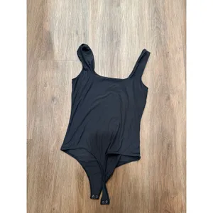 Abercrombie & Fitch Womens Black Square‎ Neck Sleeveless Snap Bottom Bodysuit M thumbnail 3
