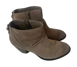 Steve Madden Women's Size 8M Milaan‎ Suede Brown Heeled Booties Boots thumbnail 1