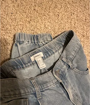 Forever 21 Jogger Jeans thumbnail 3
