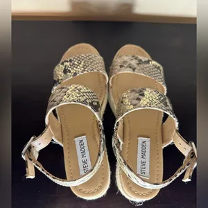 Steve Madden Fifer Snake Animal Print Espadrille Wedge Sandals thumbnail 8