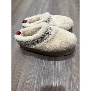 Ugg Women‎ Tazz Ugg Braid Natural Suede Platform Shoes Us 9 thumbnail 8