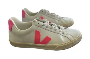 Veja Esplar Sneakers Size 6 EU 37 White Leather With Bright Pink V Logo thumbnail 1
