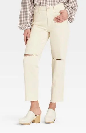 Universal Threads High Rise Off-White Vintage Straight Jeans thumbnail 1
