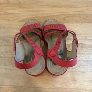 Atalina Red Mid Wedge strap Comfort Sandals Flower Womens Size 9‎ Shoe thumbnail 6