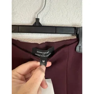 Banana Republic Straight Ultra High Rise Pant Womens Size Medium NWT Burgundy thumbnail 2