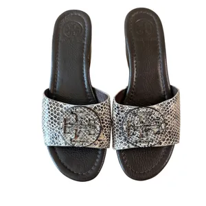 Tory Burch Robinson Snake Embossed Wedge Slides Sandals Sz‎ 7.5 Dust Bag thumbnail 2