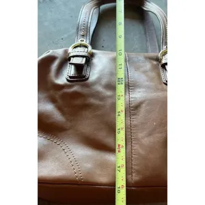 Coach F17220 Soho Shoulder Bag Purse Brown Leather Boho Slouchy Classic thumbnail 8