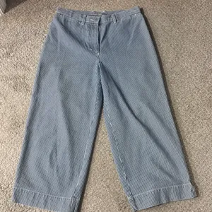 Jones New York Blue and White Striped Jeans thumbnail 1