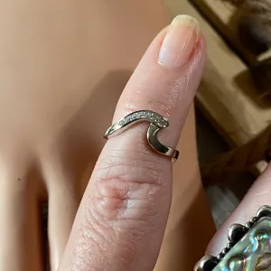 Sterling Silver Wave Toe Ring thumbnail 3