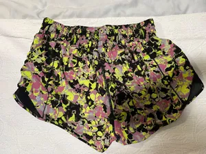 Hotty Hot Short 2.5” thumbnail 2