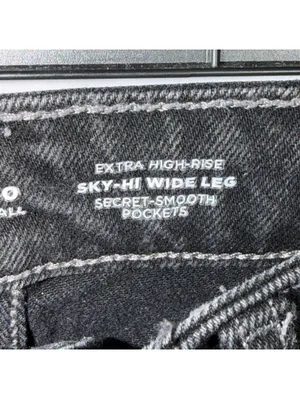 Old Navy Sky-Hi Wide Leg Jeans Women’s Size 10 Tall Black Wash thumbnail 5