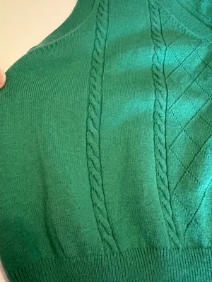 Aritzia Sunday Best Green Cropped QUINN‎ SWEATER VEST Size Small thumbnail 3