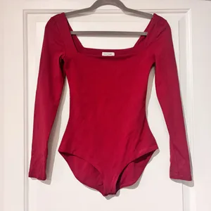 Aritzia contour full squareneck bodysuit  thumbnail 2