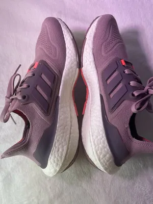 adidas Women’s Athletic Shoe - Mauve with Coral Accents thumbnail 8