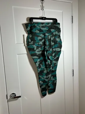 Lululemon plus size 18 walking/running tights thumbnail 9
