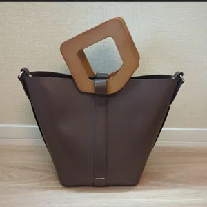 Zara rigid shopper bag square wooden handle spring boho designer resort casual thumbnail 2