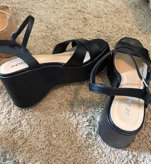 Soda Platform Wedge Sandals Black thumbnail 1