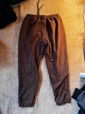 Brown gymshark sweatpants  thumbnail 4