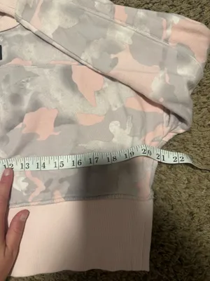 Adidas cropped  thumbnail 4