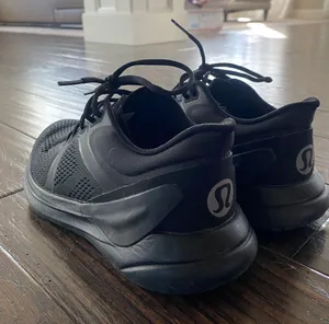 Lululemon shoes thumbnail 1