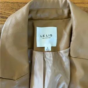 Le Lis Camel Blazer thumbnail 2