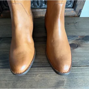 Born Campbell Equestrian Tall Riding Boots Cognac Leather 8.5 Brass Buckle Strap thumbnail 2