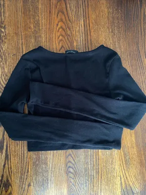 White Fox Boutique Black Ribbed Twist-Front Long Sleeve Crop Top thumbnail 3