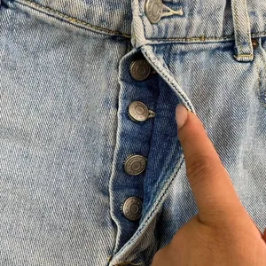 PacSun High Rise Distressed Denim Shorts Light Wash Size 29 thumbnail 6