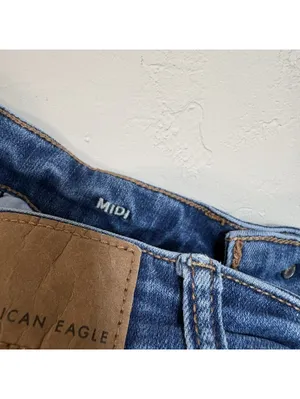 American Eagle Super Stretch Midi Denim Shorts Womens 2 Distressed Cuffed Hem thumbnail 4