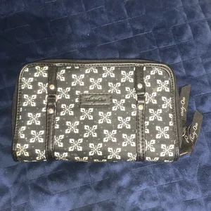 Wallet thumbnail 2