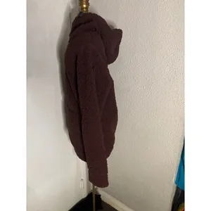 Free Planet Burgundy Sherpa Hoodie S Winter Cozycore Comfy Casual Streetwear NEW thumbnail 6