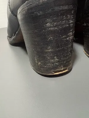 FIORENTINI + BAKER Black Leather Knee thumbnail 7