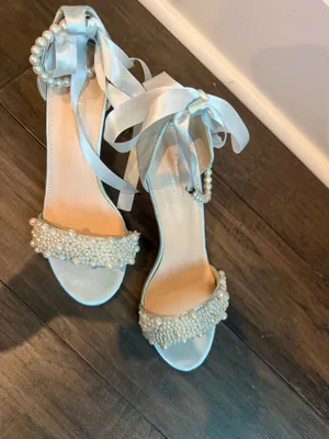 Blue pearl heels Size 9 thumbnail 5