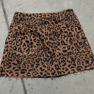 Free People Zip It Up‎ Animal Printed Mini Skirt Size 26 Black Brown thumbnail 11