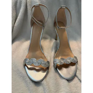 Jewel Badgley Mischka Heeled Sandals Stiletto‎ Silver Braided Strap 8.5 thumbnail 5
