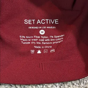 SET Active Sculptflex Box Cut sports bra size medium thumbnail 3