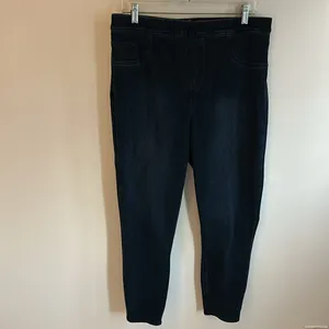 Spanx Jeanish Pull On Jeggings thumbnail 2