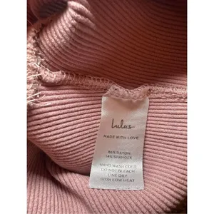 Lulu’s Pink Ribbed Crop‎ Tank Top Sz S thumbnail 6