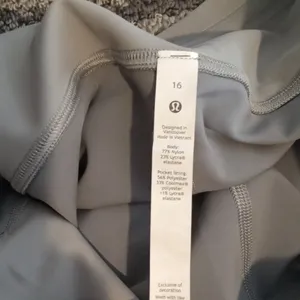 Lululemon Athletica Wunder Train High Rise Tight Leggings Running Gym Sz 16 thumbnail 2